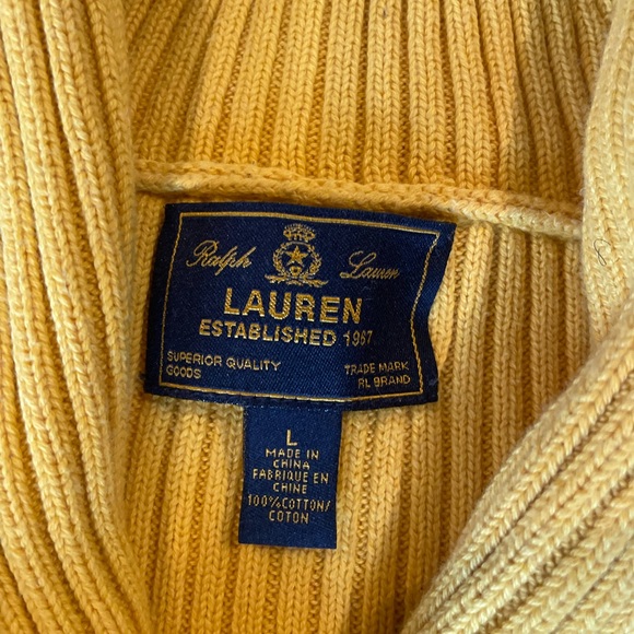 ~ Ralph Lauren Ribbed Yellow Sweater~ Gold Clasp ~ L - Picture 6 of 6